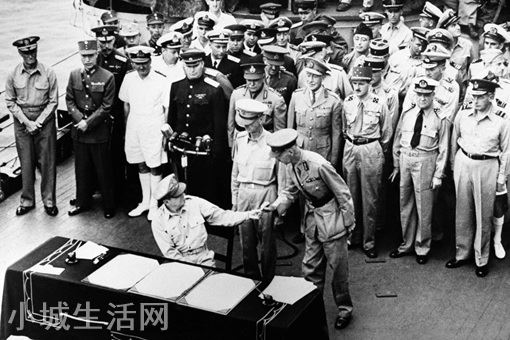 东京大轰炸天皇哭了是真的吗