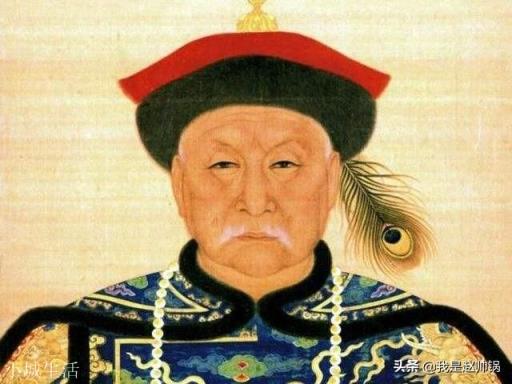 鳌拜明知康熙对付他，手里握有40万重兵，为何不敢在紫禁城造反？