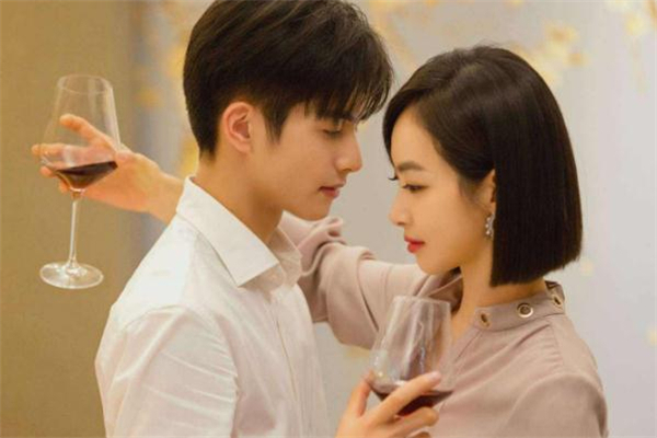 新婚夫妻AA制好吗 新婚夫妻如何管理钱
