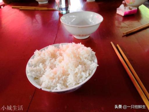 多国出现粮荒,作为世界第一粮食进口国百姓,为何我们没感觉?