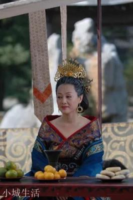 吕后死后，到底是功臣在作乱还是诸吕在作乱？为什么周勃陈平杀了汉少帝和汉惠帝的其他儿子还能成为忠臣典范？