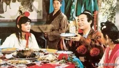 《红楼梦》里薛蟠为何要折腾两三年，花大把银子给林黛玉配药？