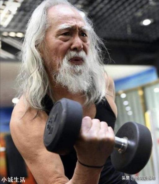能锻炼上半身肌肉和下半身肌肉的经典动作分别有哪些？