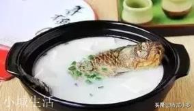 如何熬鱼汤会变乳白色？