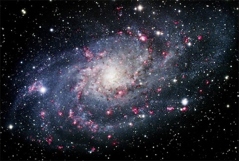 M33一年内转了千分之八度 宇宙中移动最慢的星系