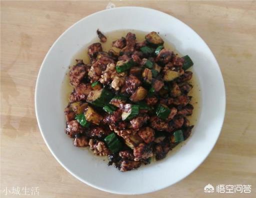 酱爆鸡丁怎么做好吃？