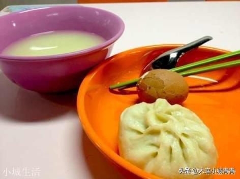 大家早餐都喜欢吃什么？自己做，还是买着吃？