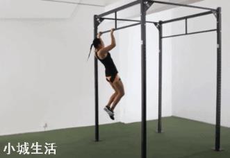 单杠宽握和窄握哪个效果好？