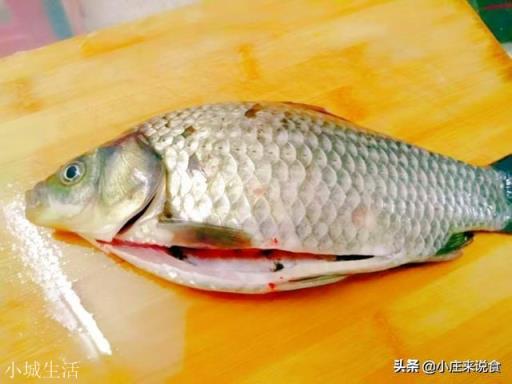 做鱼汤,鱼要先煎一下更好吃吗?