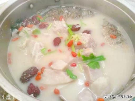 做鱼汤,鱼要先煎一下更好吃吗?