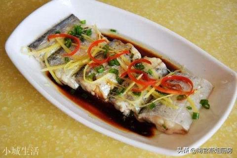 带鱼能清蒸吗？