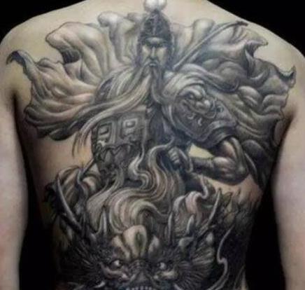 中国十大不能纹的纹身排行榜，纹两条过肩龙的活不过40多岁