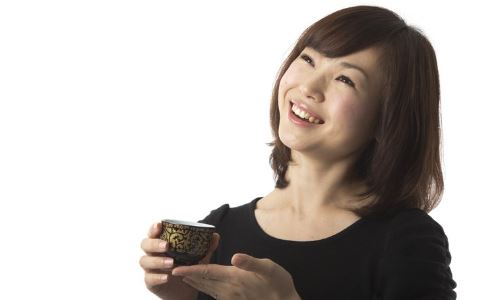 【怎么做酸梅汤】常喝酸梅汤长胖吗 少喝才能避免变胖