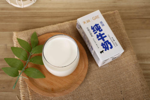 纯牛奶和鲜牛奶的区别