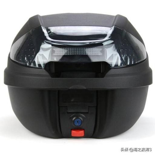 电动车带头盔OK，可停车后怎么保管？挂车上怕偷，拿在手里麻烦？