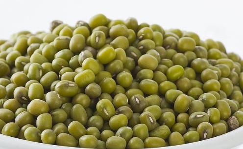 豆类食物可以帮助到你 都希望自己肌肤红润有光泽