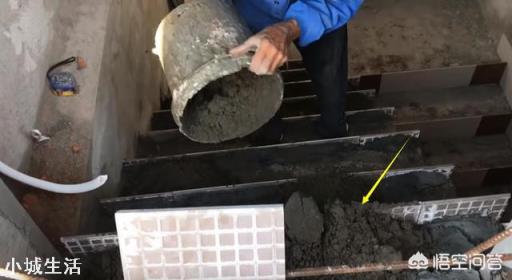 楼梯上的踢脚板瓷砖怎么设计?