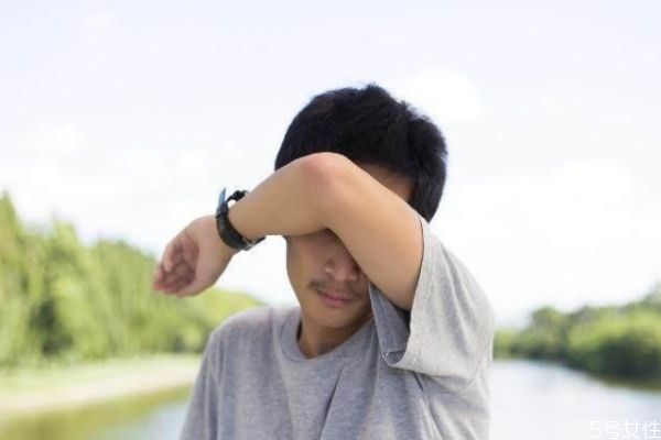喜欢冷战的人大多都是这种心理 为什么男生那么喜欢冷战