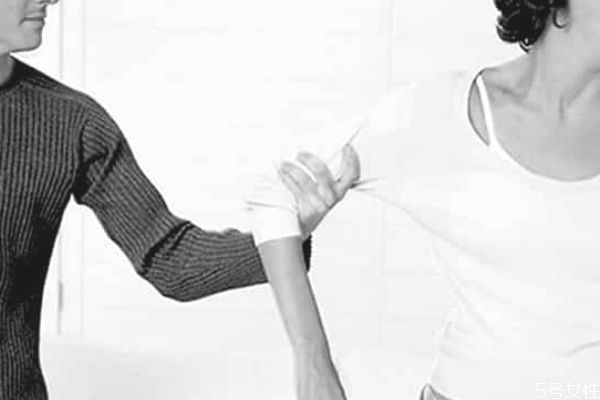 为什么说女人一定不要玩婚外情 婚外情和正常恋爱的区别
