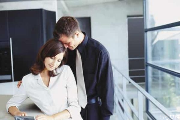 为什么说女人一定不要玩婚外情 婚外情和正常恋爱的区别