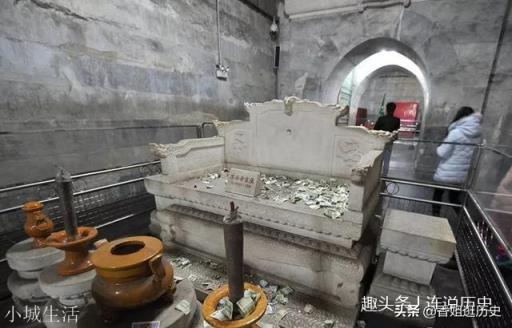萧太后在东北陵墓，被盗墓者洗劫一空，值34亿寿衣为何无人碰？