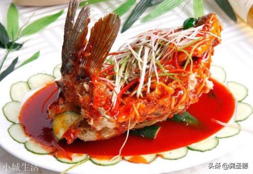 做糖醋魚，選草魚好還是鯉魚好？