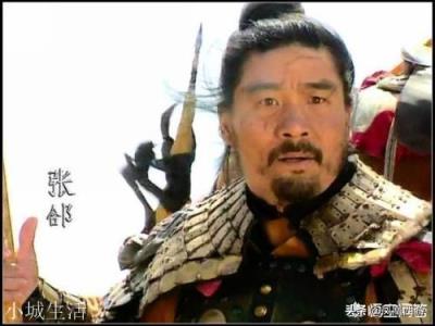 赵云一枪刺死高览，为何30回合杀不了与高览战平的许褚？
