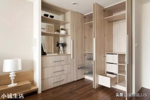 装修先做木地板还是先做柜？