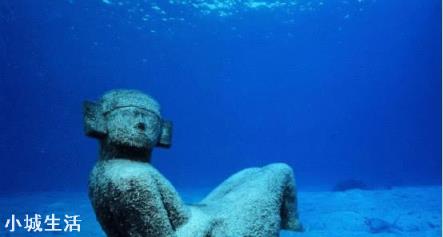 日本海底曾发现玲珑塔，距今已有一万年，人类真的是第一批文明吗？