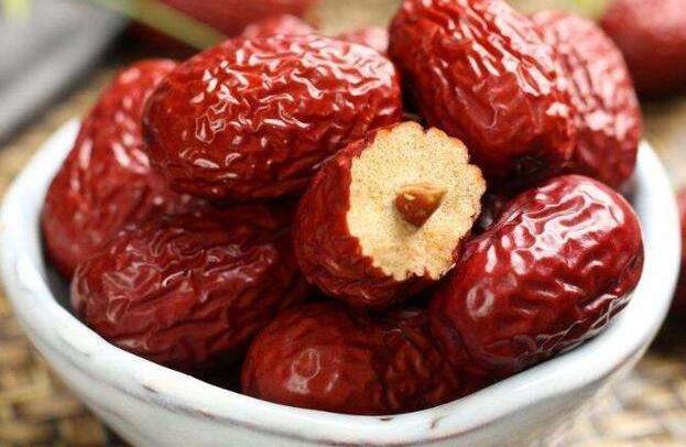 堅(jiān)持每天吃大棗一年后