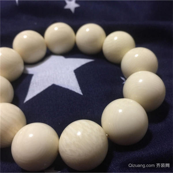 如何用手电筒辨别象牙 树脂象牙和真象牙区别