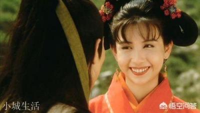 《倚天屠龙记》中紫衫龙王为何舍得让女儿小昭给人当丫鬟?她有什么来历?