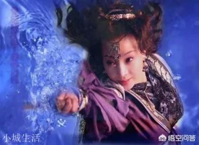 《倚天屠龙记》中紫衫龙王为何舍得让女儿小昭给人当丫鬟?她有什么来历?