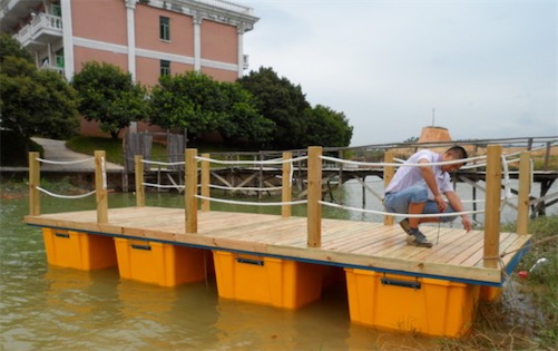 摩纳哥的海上浮动码头可负载3000KG 世界上最大的浮动码头