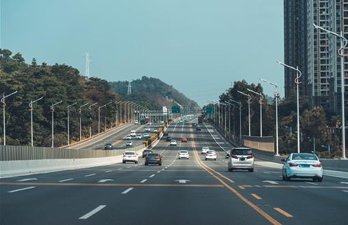 清明節(jié)提前8小時(shí)上高速免費(fèi)嗎？2021年清明節(jié)高速免費(fèi)從什么時(shí)候開始？