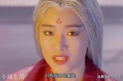 你认为乔峰能和天山童姥过几招？