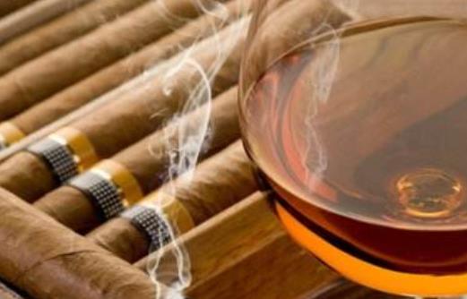 这6个小诀窍轻松解决脱发烦恼 脱发的问题很严重