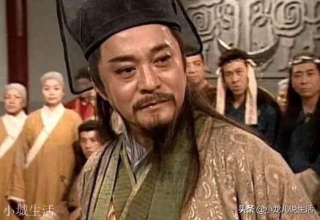 为什么同为反派，岳不群不受待见，可西毒欧阳锋就略显可爱萌萌的？