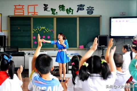 家长群深夜频频“炸锅”，老师睡得比学生还早，家校共育怎么解决？