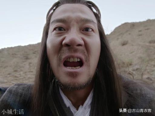 《倚天屠龙记》中，青翼蝠王韦一笑的师父有何来历？