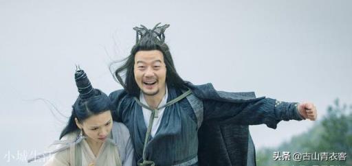《倚天屠龙记》中，青翼蝠王韦一笑的师父有何来历？