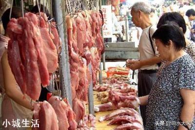 猪价“惊天暴降”，未来猪市还能“雄起”吗？