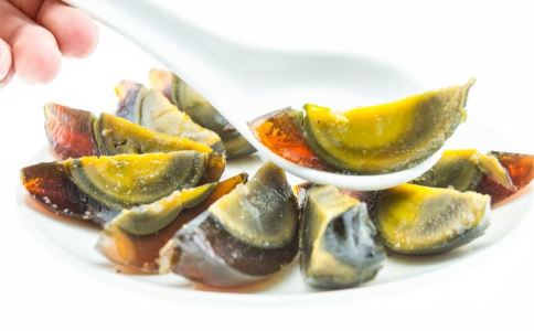 【夏季冷饮食谱大全】夏季冷饮之罗汉果蜂蜜凉水