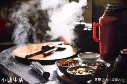 农村烧柴火灶现象该不该被禁止？