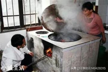 农村烧柴火灶现象该不该被禁止？