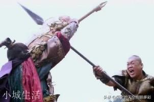 《隋唐演義》中，力氣堪比李元霸的羅士信能否擊敗宇文成都？
