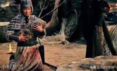 赵子龙武艺高强,曾单骑救主威震穰山。长坂坡之战,张飞为何敢追过去要一枪刺死赵云?