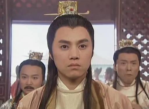 如果當初朱允炆不逃跑，而是坐在龍椅上等朱棣，朱棣會動他嗎？