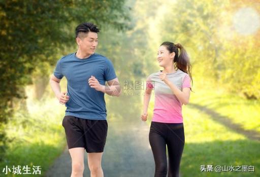 跑步后膝盖疼，还能继续跑吗？