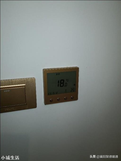 地暖分水器应该安装离地面多高,怎么安装?